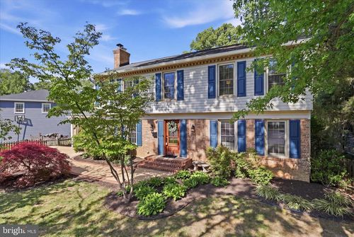 8604 Riverside Rd, ALEXANDRIA, VA, 22308-2207 | Card Image
