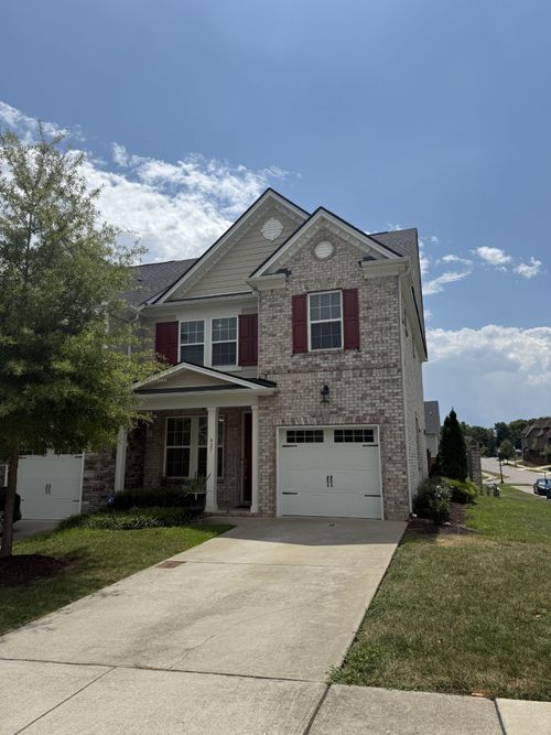 827 Kennear Ln, Mount Juliet, TN, 37122-1008 | Card Image
