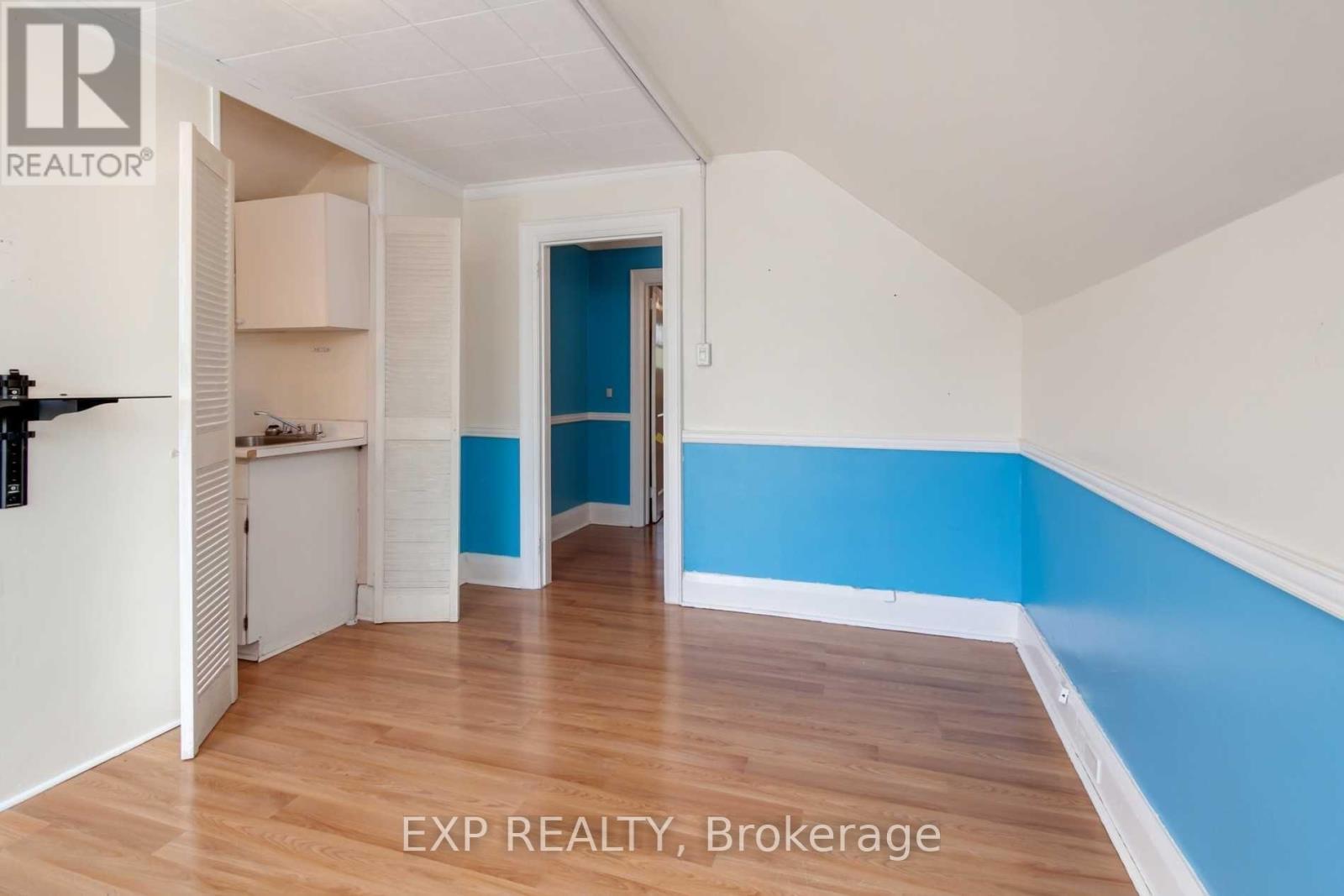 Residential Lease in Toronto (Yonge-Eglinton) 5