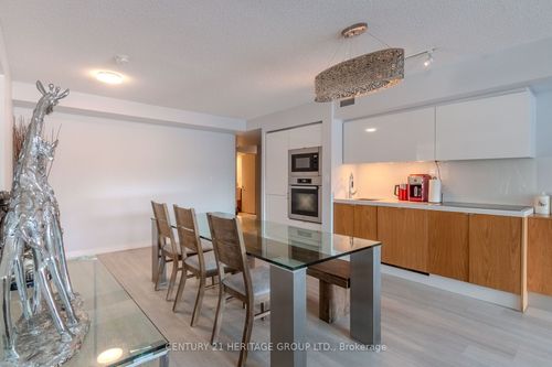 303-151 Dan Leckie Way, Toronto, ON, M5V4B2 | Card Image
