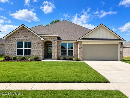 655 Griffiths Ct, Breaux Bridge, LA, 70517-6979 | Card Image
