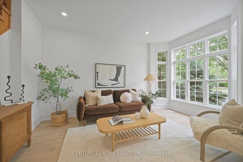 5 Angus Glen Blvd, Markham, ON, L6C1Z1 | Card Image