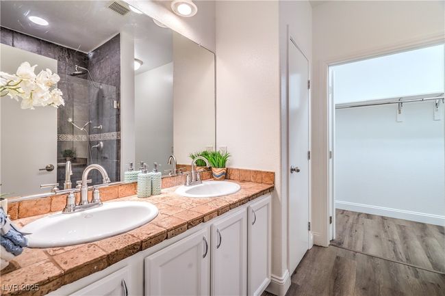 2073 - 7450 S Eastern Ave, Condo with 2 bedrooms, 2 bathrooms and null parking in Las Vegas NV | Image 26