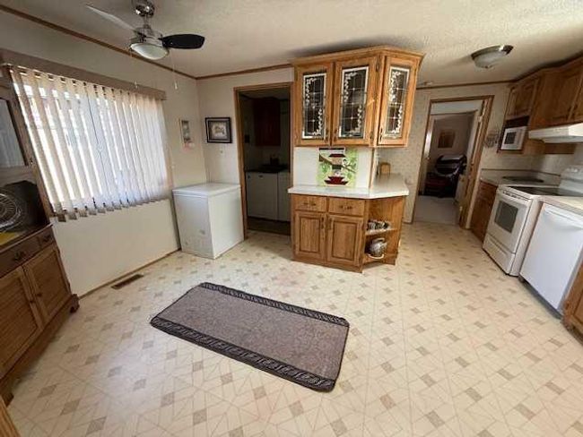 197 - 99 Arbour Lake Road Nw, House other with 3 bedrooms, 2 bathrooms and 2 parking in Calgary AB | Image 9