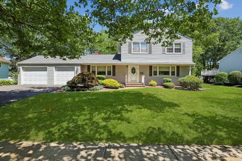 5 Dogwood Ct, East Brunswick, NJ, 08816-3412 | Card Image