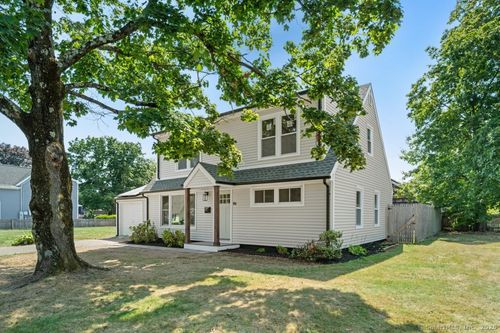 84 Dalton Rd, Milford, CT, 06460-6908 | Card Image