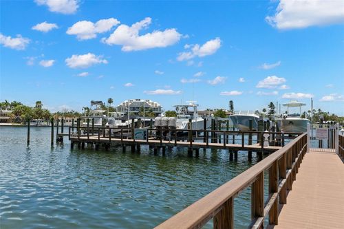 apt-401-3805 Gulf Blvd, ST PETE BEACH, FL, 33706-3952 | Card Image