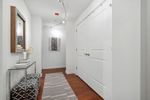 apt-2006-160 E Illinois St, Chicago, IL, 60611-5409 | Card Image