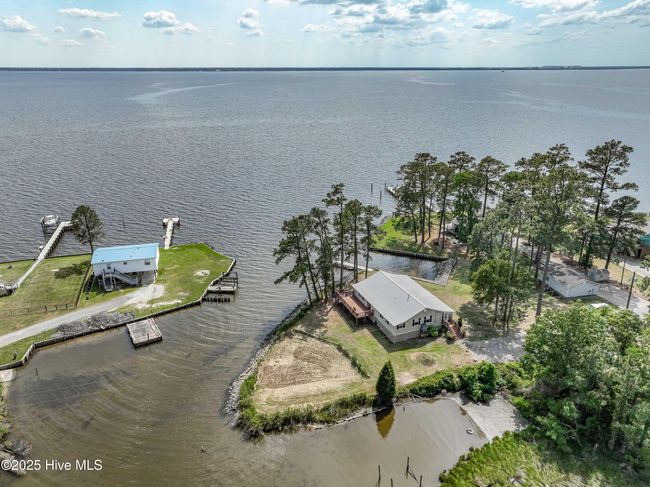 966 W Island View Rd, House other with 3 bedrooms, 2 bathrooms and null parking in Bath NC | Image 6