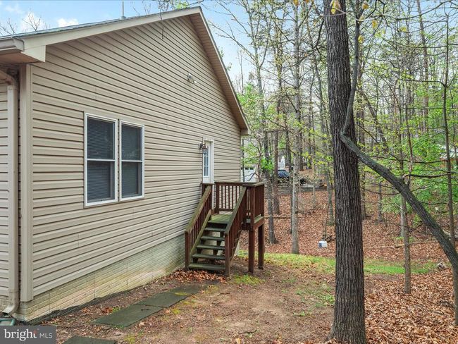 1304 Lakeview Dr, House other with 4 bedrooms, 3 bathrooms and null parking in CROSS JUNCTION VA | Image 7