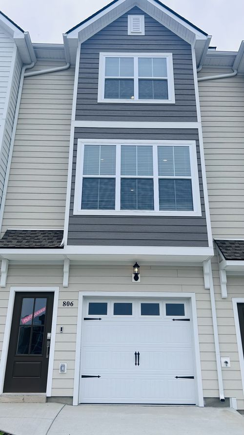 806 Taylor Dr, Chapel Hill, TN, 37034 | Card Image