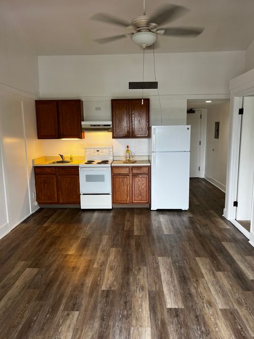 4226-400 Hualani St, HILO, HI, 96720-4378 | Card Image