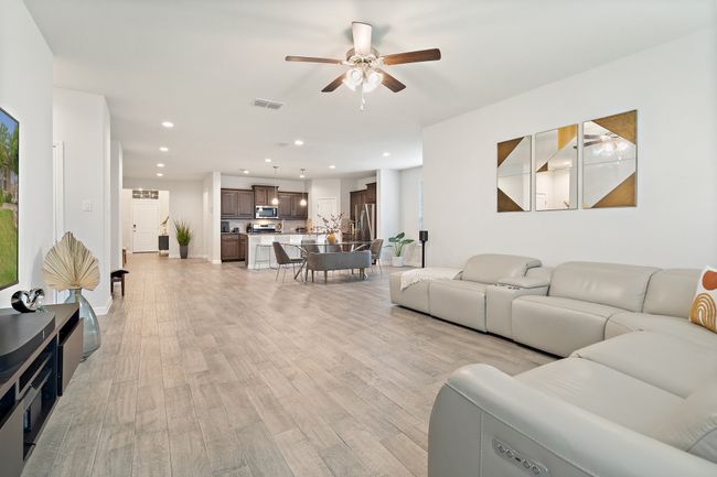 15921 Bronte Ln, House other with 4 bedrooms, 2 bathrooms and null parking in Justin TX | Image 9