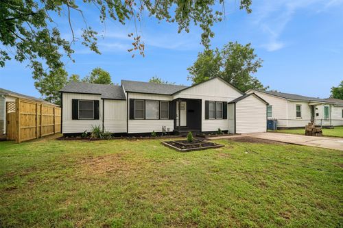 2542 E Newton Place, Tulsa, OK, 74110 | Card Image