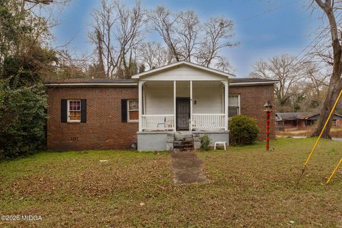 1174 Davis St E, Macon, GA, 31211-1748 | Card Image