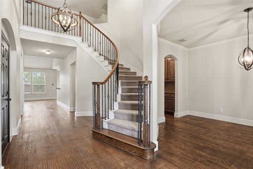 2013 Chessington Ln, Mckinney, TX, 75072-9052 | Card Image