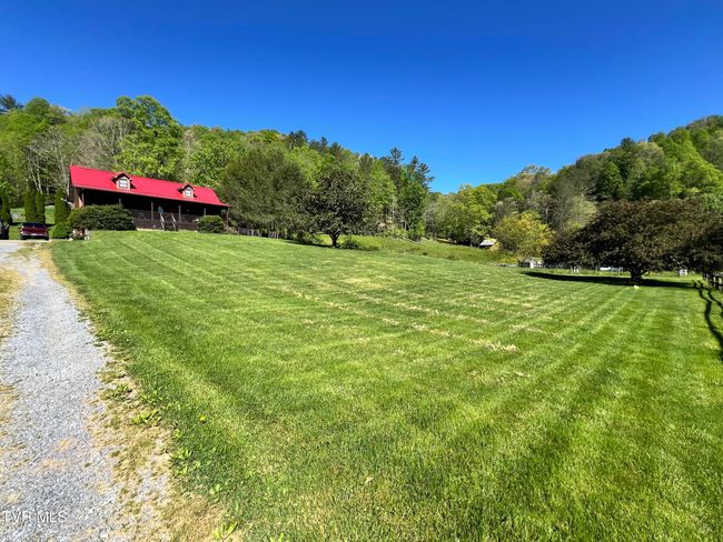 312 Simerly Creek Rd, House other with 4 bedrooms, 2 bathrooms and null parking in Hampton TN | Image 4