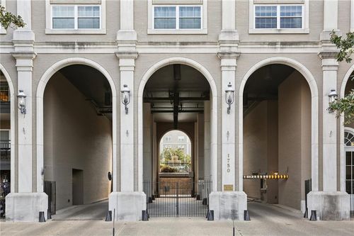 apt-633-1750 Saint Charles Ave, New Orleans, LA, 70130-6753 | Card Image