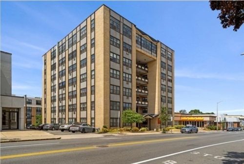 204-340 Main St, Melrose, MA, 02176-4662 | Card Image
