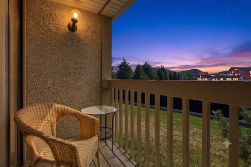 45 Spaulding Ct, Park City, UT, 84060-6977 | Card Image