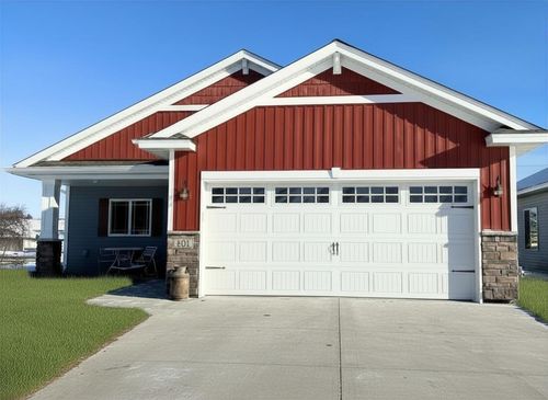 801 Golden Way Nw, Isanti, MN, 55040-6509 | Card Image