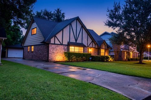 1806 Cedarwood Ct, Sugar Land, TX, 77498-2212 | Card Image