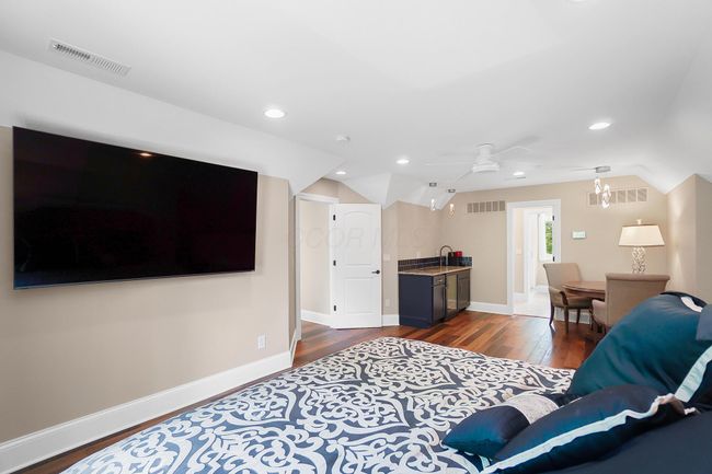 5633 Travis Pointe Ct, House other with 3 bedrooms, 4 bathrooms and null parking in Westerville OH | Image 85