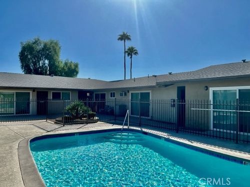 apt-2-685 E Vista Chino, Palm Springs, CA, 92262-3268 | Card Image