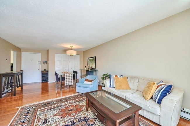 APT-215 - 740 Farm Rd, Condo with 2 bedrooms, 1 bathrooms and 2 parking in Marlborough MA | Image 5