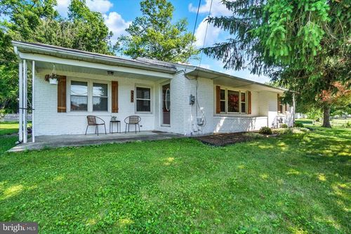 2320 Emig Mill Rd, DOVER, PA, 17315-4624 | Card Image