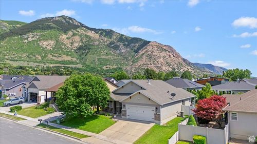 793 E 2025 N, North Ogden, UT, 84414-3114 | Card Image