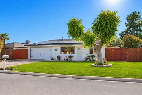 4487 N Argyle, Fresno, CA, 93727 | Card Image