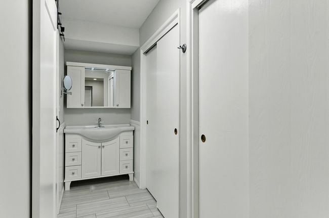 APT-124C - 12727 W Dodge Rd, Condo with 2 bedrooms, 2 bathrooms and 1 parking in Omaha NE | Image 20
