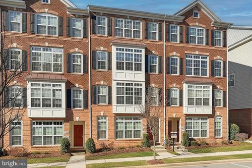 d-422-19277 Harlow Square, LEESBURG, VA, 20176 | Card Image