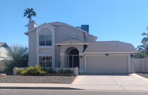 1445 E Utopia Rd, Phoenix, AZ, 85024-3622 | Card Image