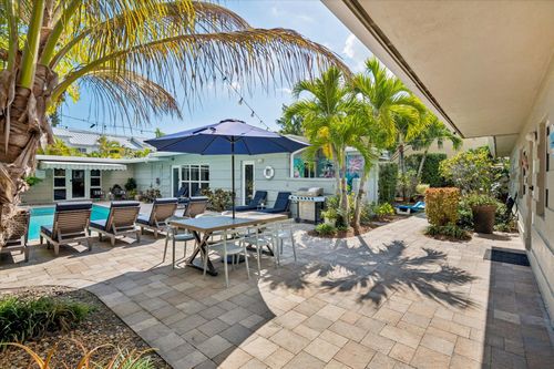 1-1123 Ne 14th Ave, Fort Lauderdale, FL, 33304-2221 | Card Image