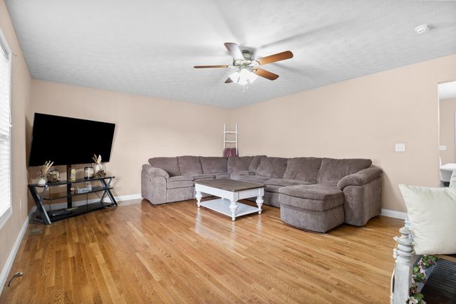 15 April Ln, House other with 5 bedrooms, 2 bathrooms and null parking in Corbin KY | Image 37