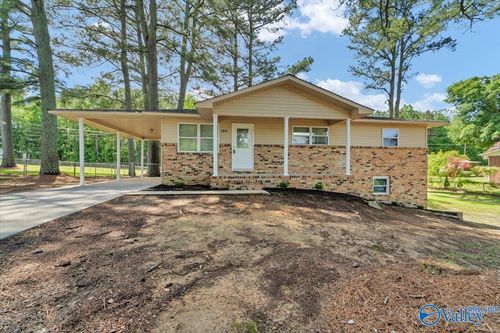 2041 Dialsdale Dr Sw, Cullman, AL, 35055-5504 | Card Image