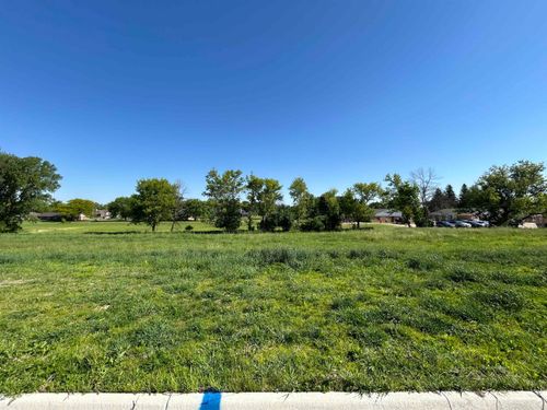 108 Maverick Lane, Riceville, IA, 50466 | Card Image
