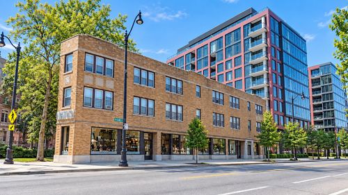 2-2512 Lincoln Ave, Chicago, IL, 60614-2325 | Card Image