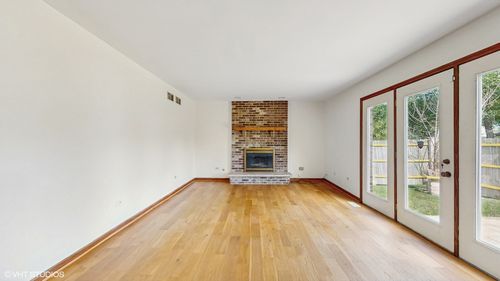 3042 Carmel Dr, Flossmoor, IL, 60422-2266 | Card Image