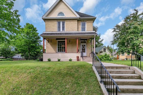 605 7th Ave N, Saint Cloud, MN, 56303-3526 | Card Image