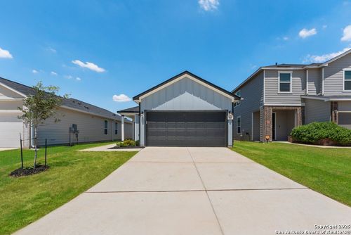 14311 Calaveras Cv, Elmendorf, TX, 78112-0270 | Card Image