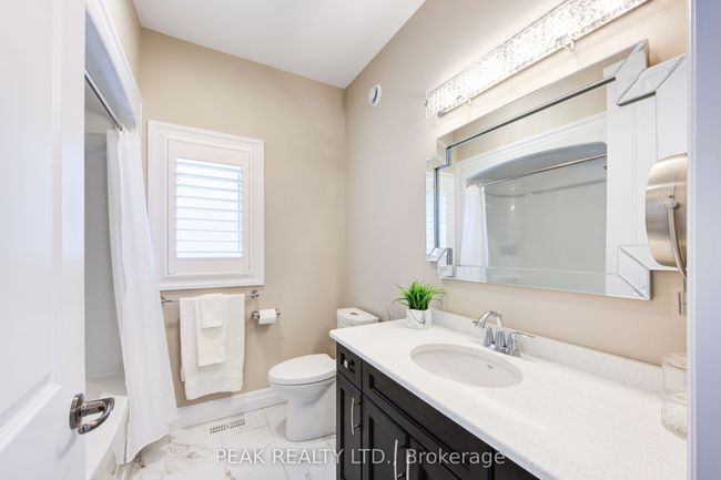 8 Loganville Lane, Condo with 3 bedrooms, 3 bathrooms and 2 parking in New Hamburg ON | Image 24