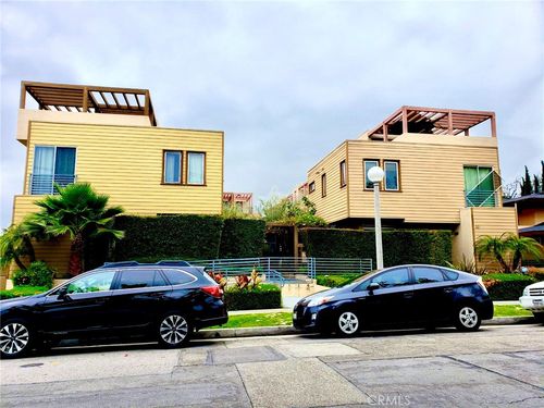 1-41 N Oak Ave, Pasadena, CA, 91107-3561 | Card Image