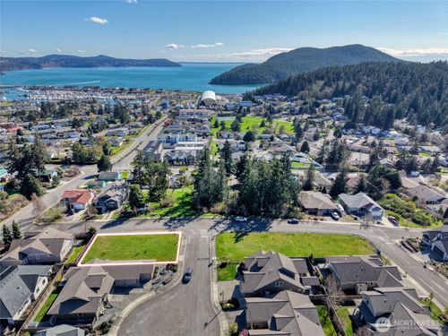 2719 Strom Pl, Anacortes, WA, 98221-4061 | Card Image