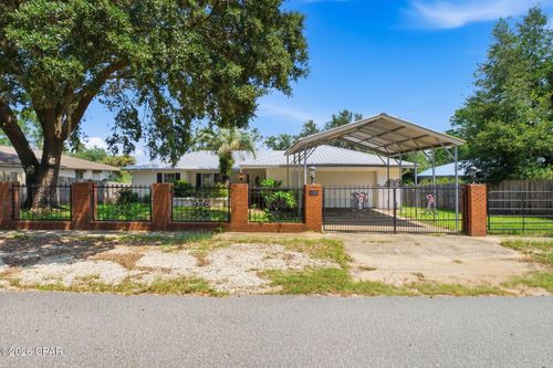4541 Hancock Ct, Chipley, FL, 32428-3122 | Card Image