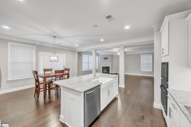 306 Glencairn Ct, House other with 5 bedrooms, 5 bathrooms and 3 parking in Simpsonville SC | Image 7