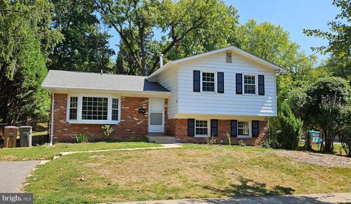 824 Cabin John Pkwy, ROCKVILLE, MD, 20852-1025 | Card Image