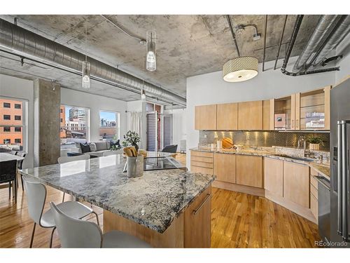 4a-1499 Blake St, Denver, CO, 80202-1358 | Card Image
